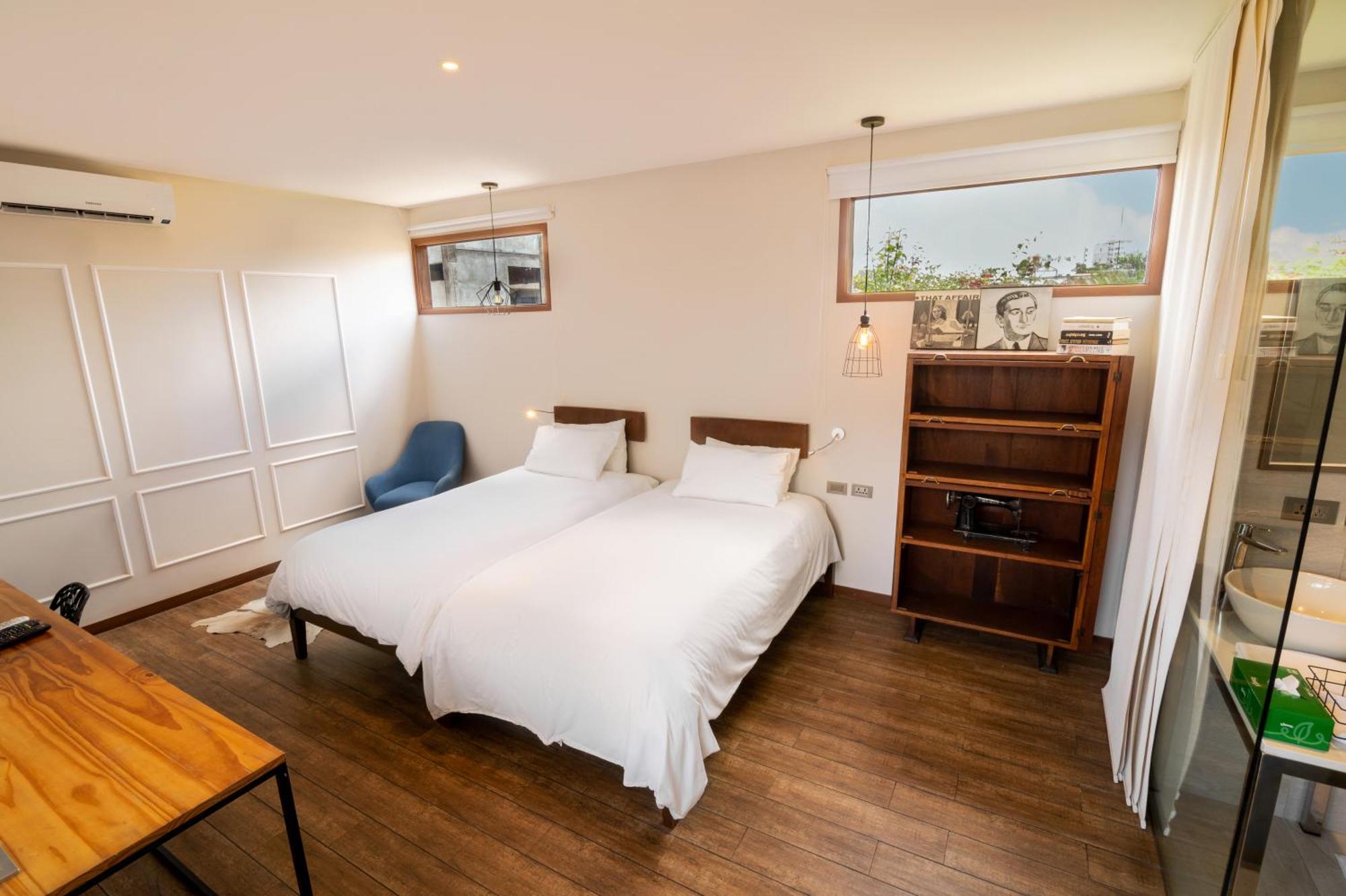Cosmopolitano Hotel Boutique Санта-Крус-де-ла-Сьєрра Екстер'єр фото A typical studio apartment in Madrid, Spain